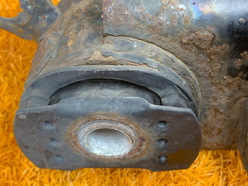 Балка поперечная (подрамник), 6000 рублей, Красноярск