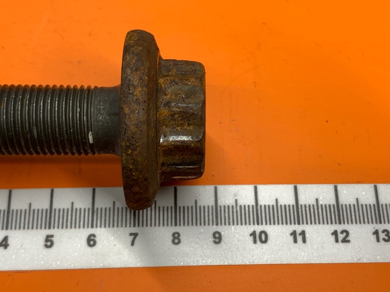 Болт привода, 300 рублей, Красноярск