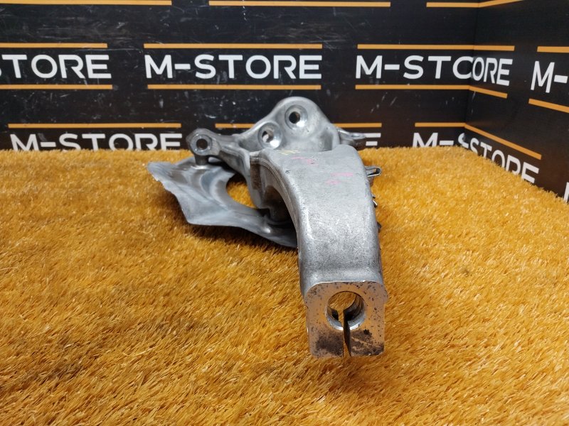 кулак поворотный, 1300 рублей, Красноярск