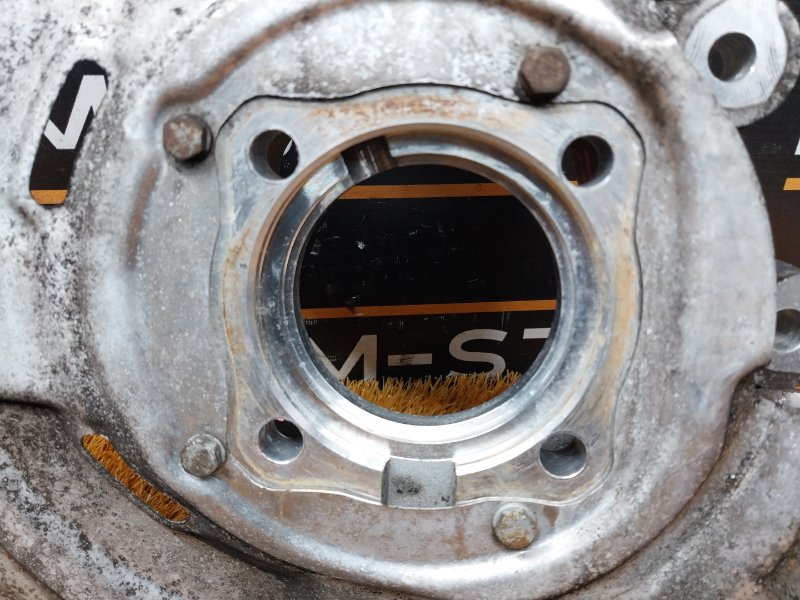 кулак поворотный, 1000 рублей, Красноярск