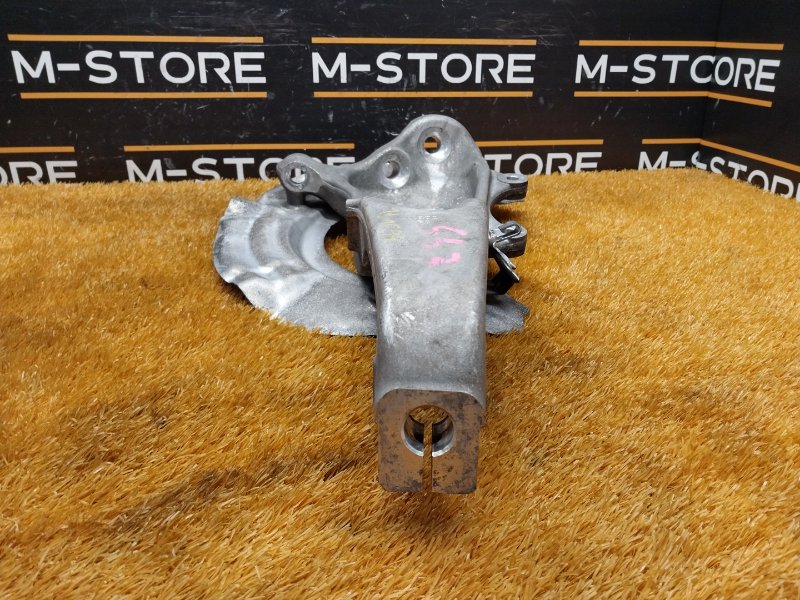 кулак поворотный, 1500 рублей, Красноярск