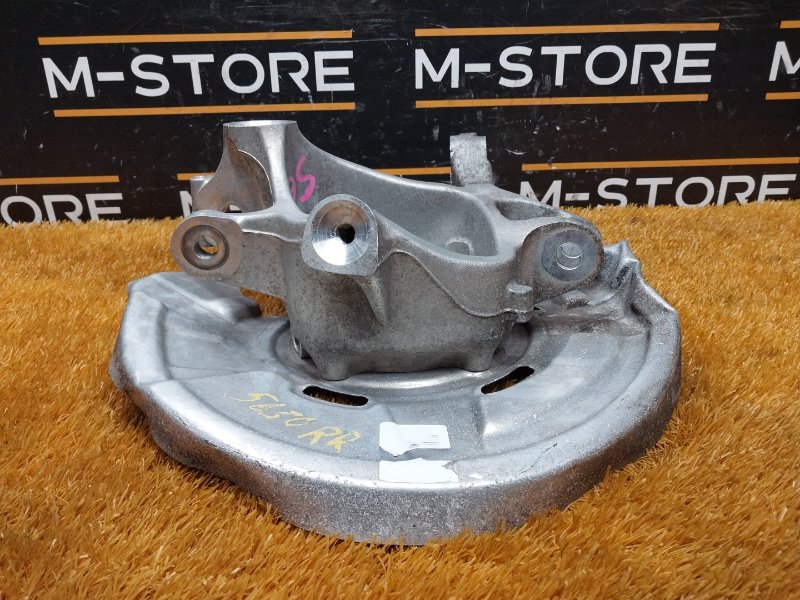 кулак поворотный, 1000 рублей, Красноярск