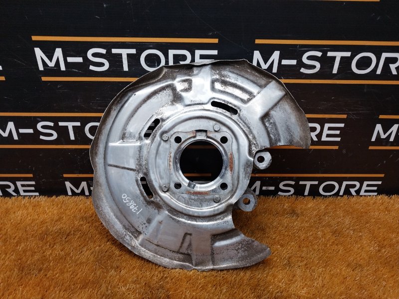 кулак поворотный, 1000 рублей, Красноярск