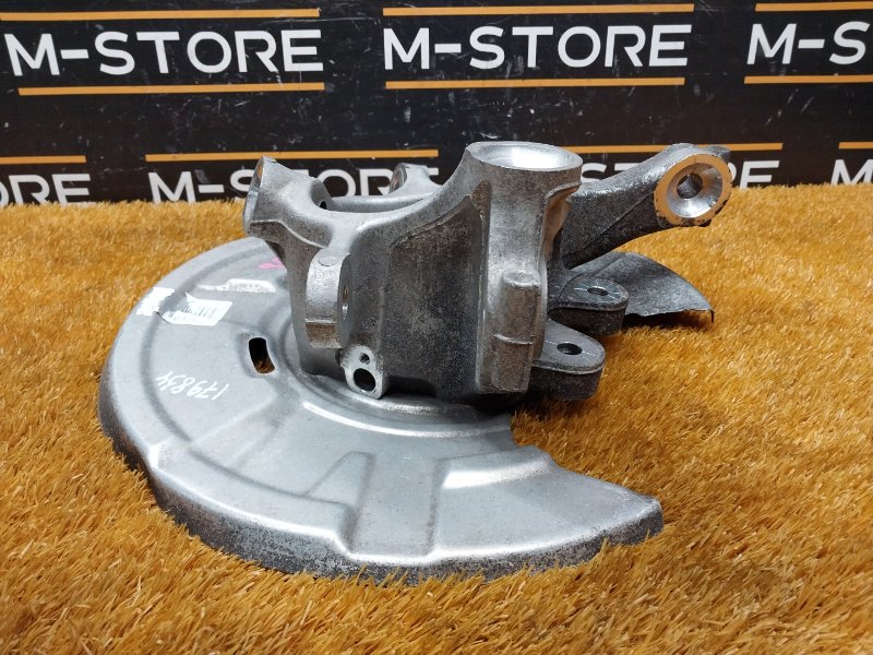 кулак поворотный, 1000 рублей, Красноярск