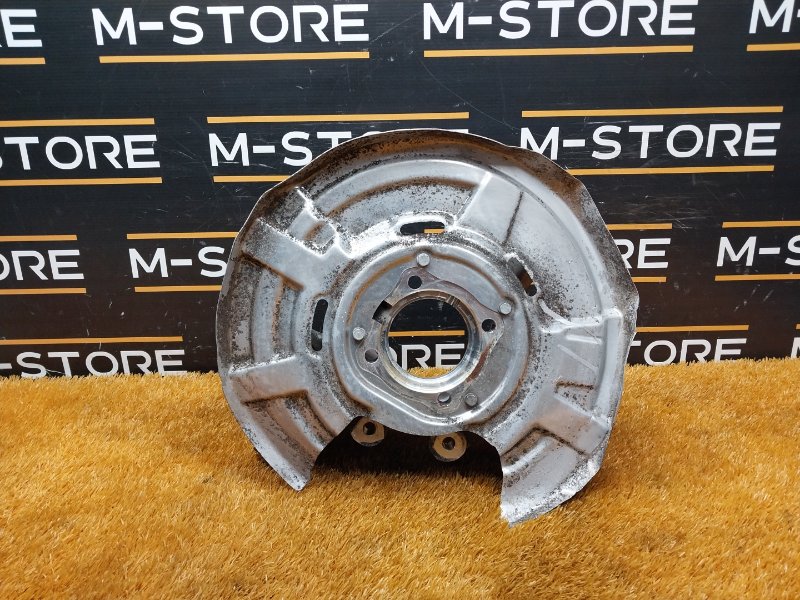 кулак поворотный, 1500 рублей, Красноярск