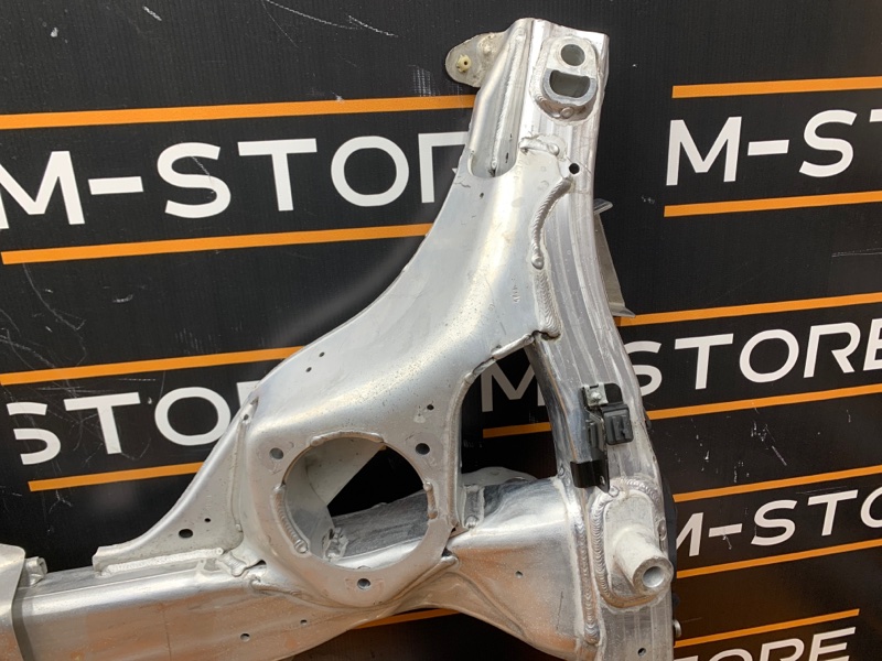 Балка поперечная (подрамник), 5520 рублей, Красноярск