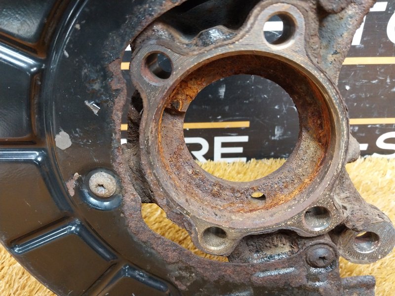 кулак поворотный, 1300 рублей, Красноярск