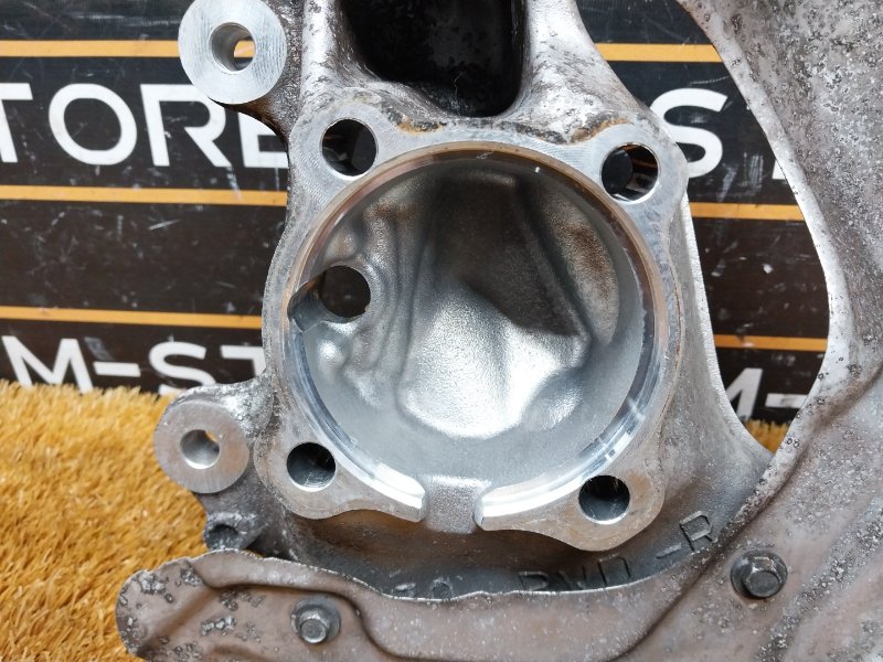 кулак поворотный, 5000 рублей, Красноярск