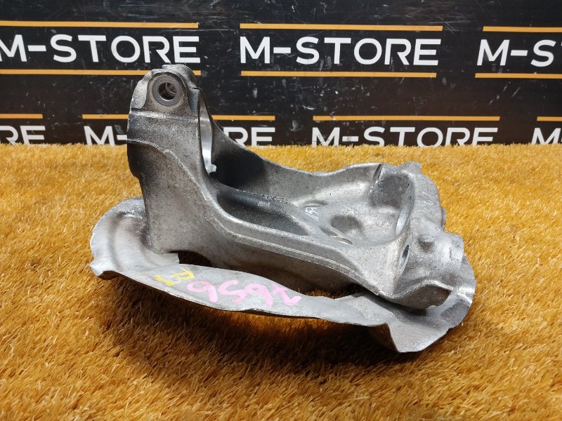 кулак поворотный, 5000 рублей, Красноярск