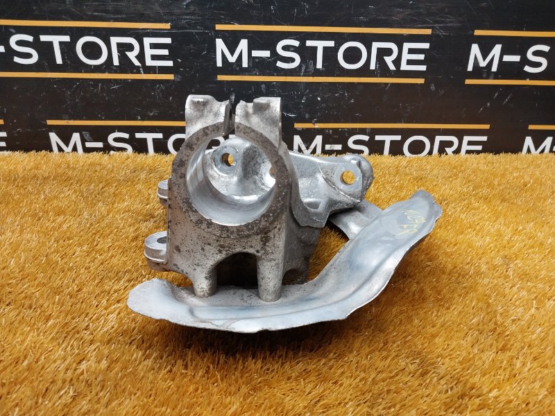 кулак поворотный, 5000 рублей, Красноярск