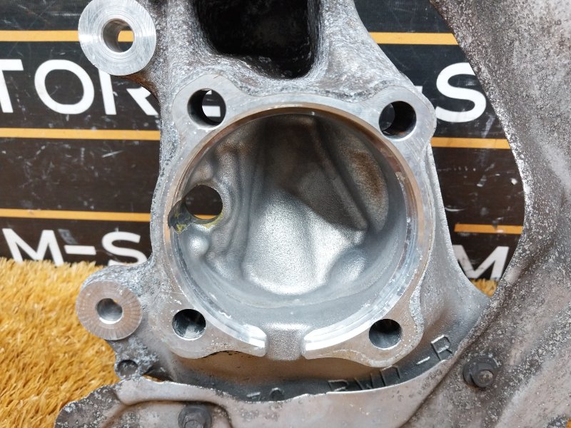 кулак поворотный, 5000 рублей, Красноярск