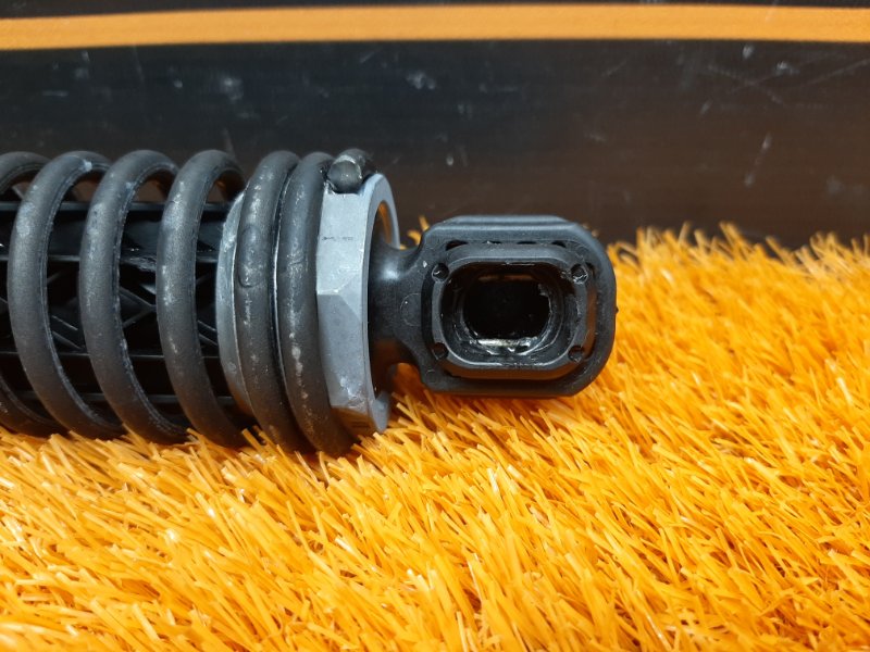 амортизатор багажника, 4140 рублей, Красноярск