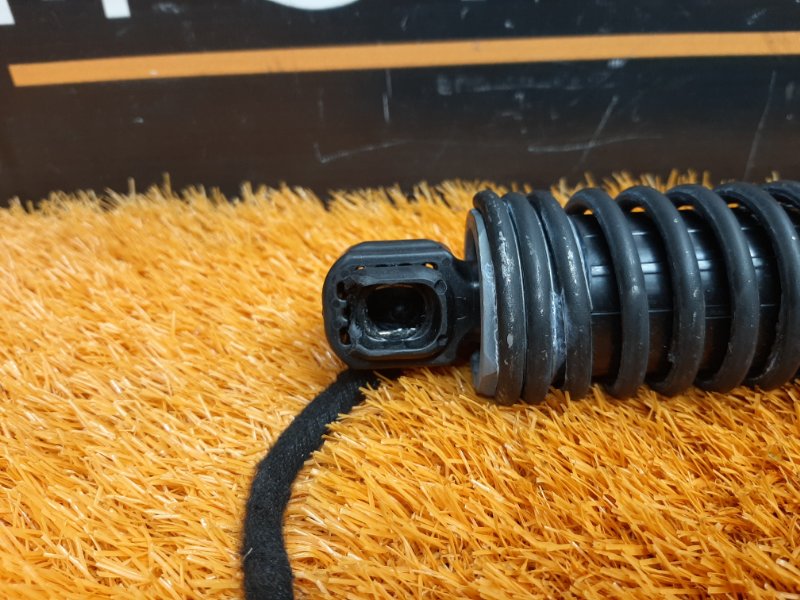 амортизатор багажника, 4140 рублей, Красноярск