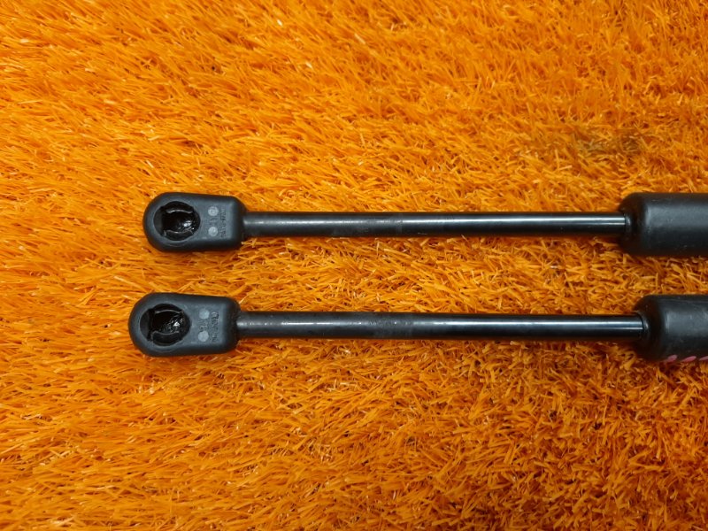 амортизатор капота, 1000 рублей, Красноярск