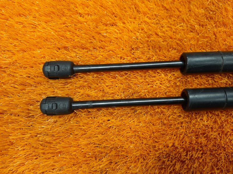 амортизатор капота, 500 рублей, Красноярск