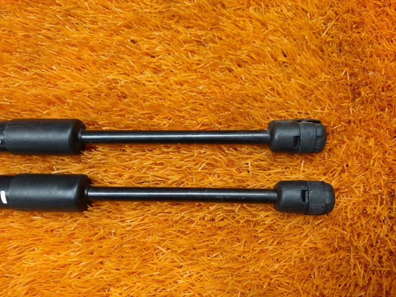 амортизатор капота, 900 рублей, Красноярск