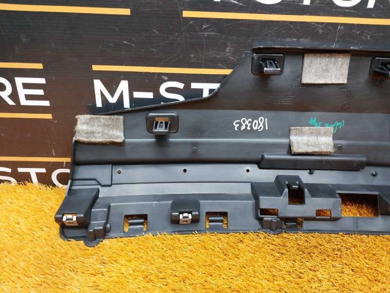 крепление бампера, 930 рублей, Красноярск