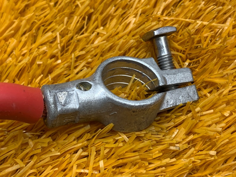 Клемма аккумулятора плюс, 400 рублей, Красноярск