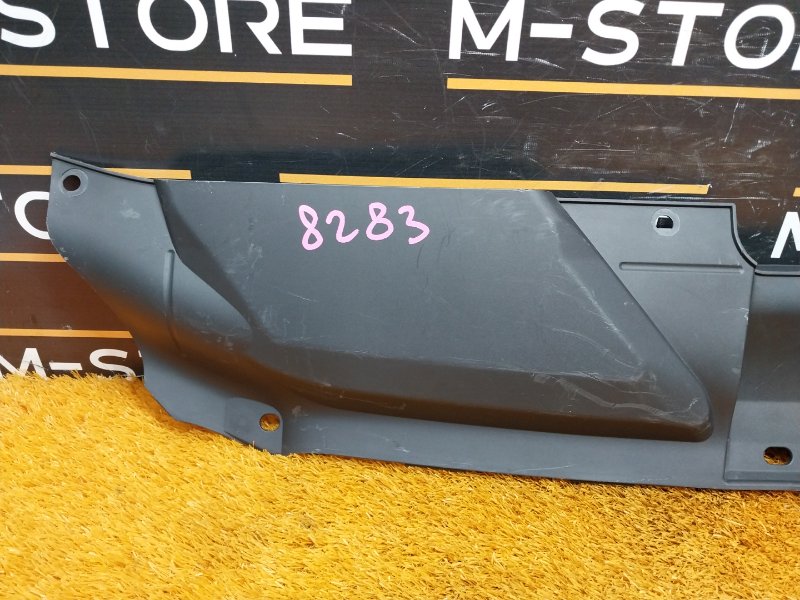 Накладка замка капота, 670 рублей, Красноярск