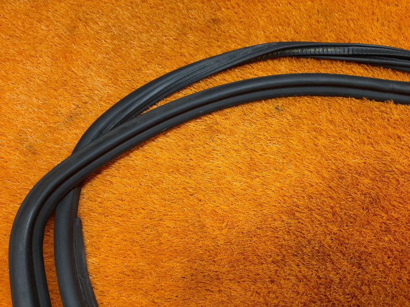 Уплотнитель багажника, 1220 рублей, Красноярск