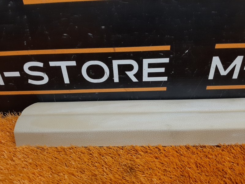 Накладка на порог салона, 210 рублей, Красноярск