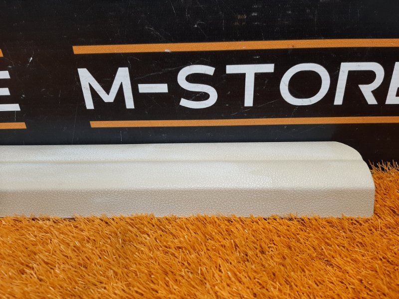 Накладка на порог салона, 210 рублей, Красноярск