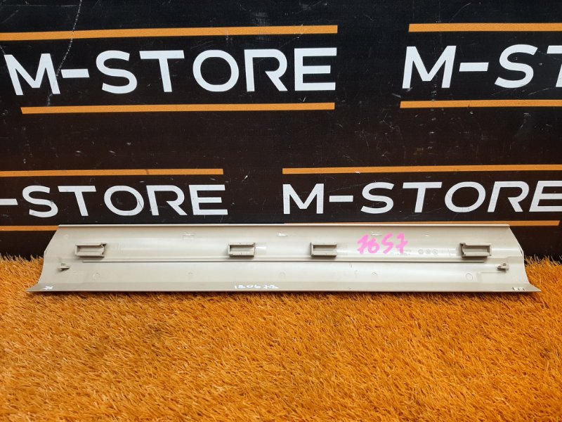 Накладка на порог салона, 210 рублей, Красноярск