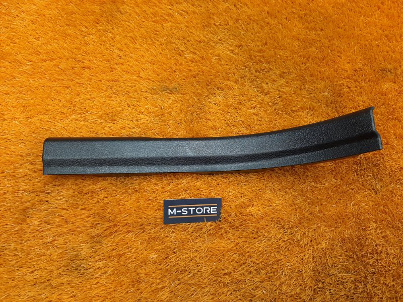 Накладка на порог салона, 350 рублей, Красноярск