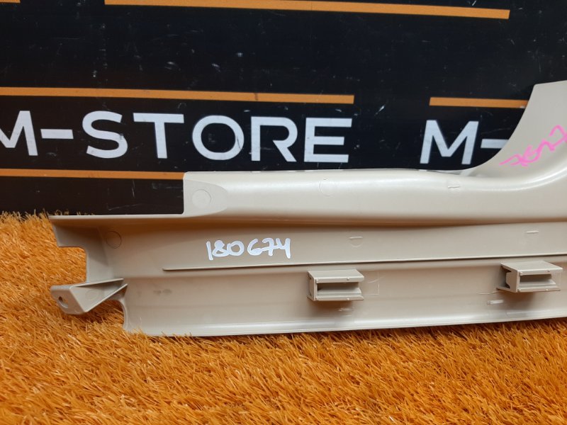 Накладка на порог салона, 350 рублей, Красноярск