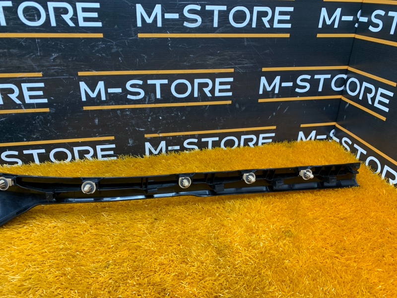 Накладка на порог салона, 670 рублей, Красноярск