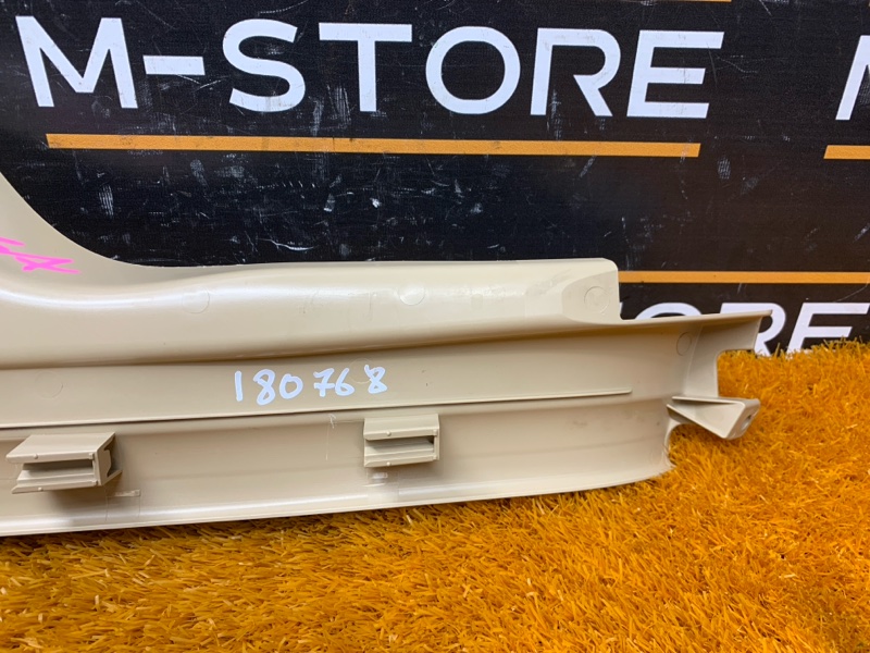 Накладка на порог салона, 350 рублей, Красноярск