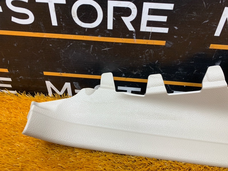 Накладка на порог салона, 670 рублей, Красноярск