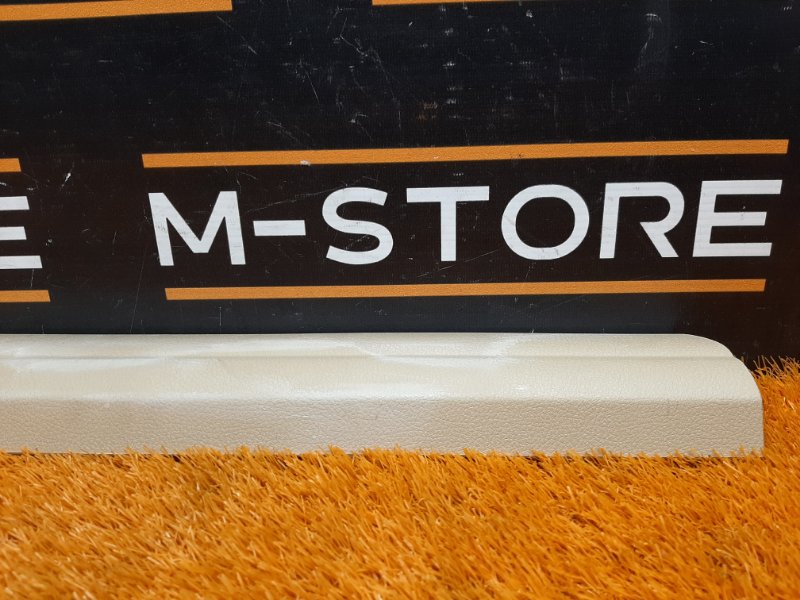 Накладка на порог салона, 350 рублей, Красноярск