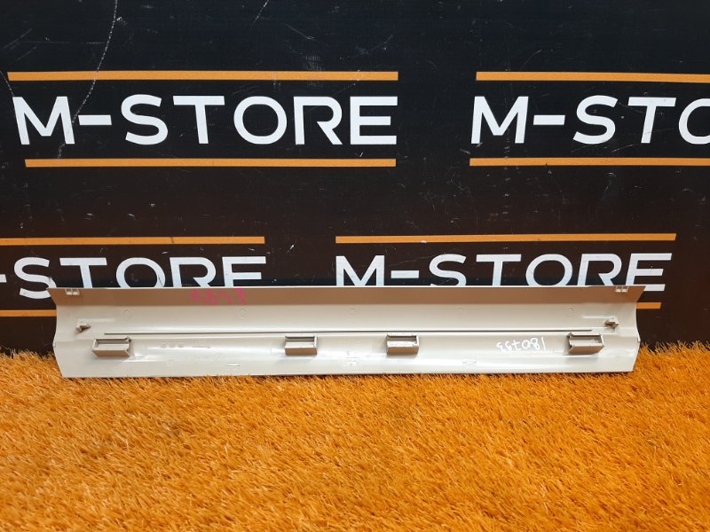 Накладка на порог салона, 350 рублей, Красноярск