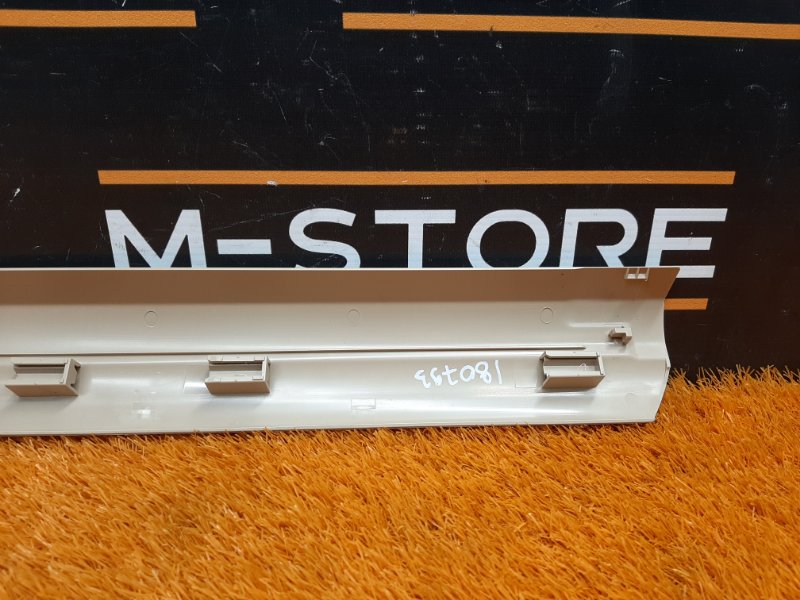 Накладка на порог салона, 350 рублей, Красноярск