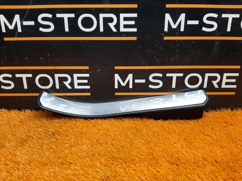 Накладка на порог салона, 350 рублей, Красноярск