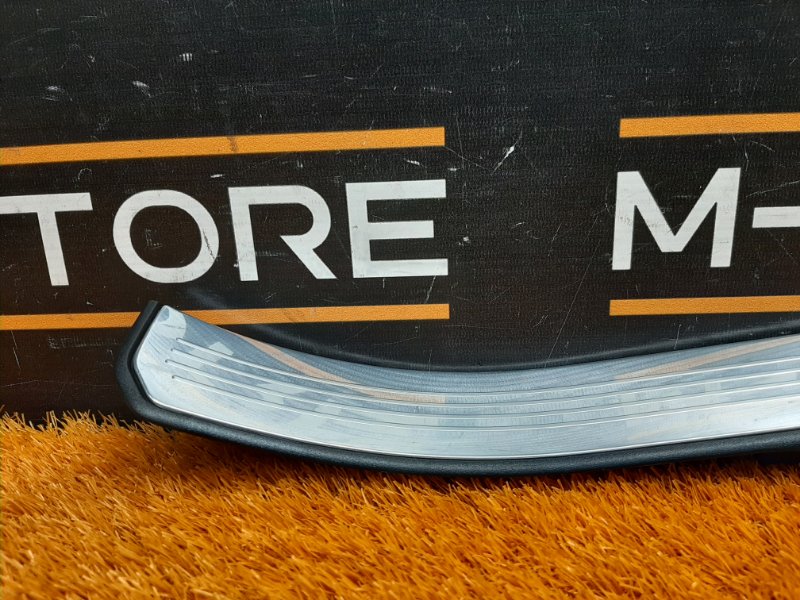 Накладка на порог салона, 350 рублей, Красноярск