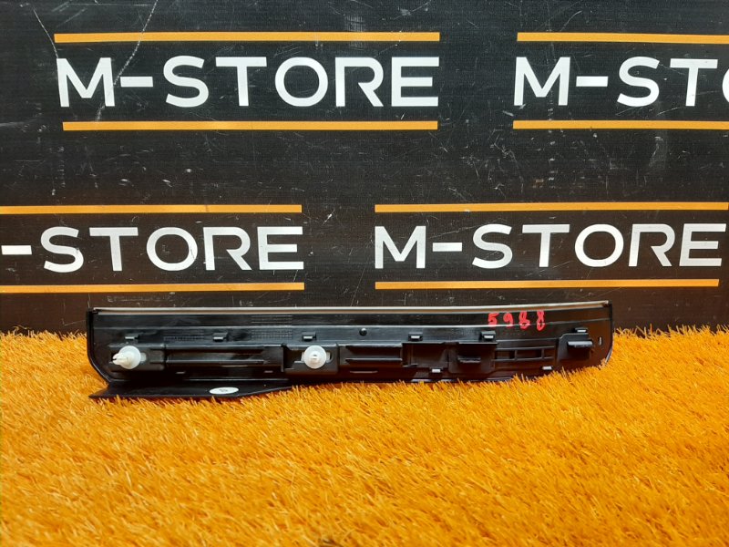 Накладка на порог салона, 350 рублей, Красноярск