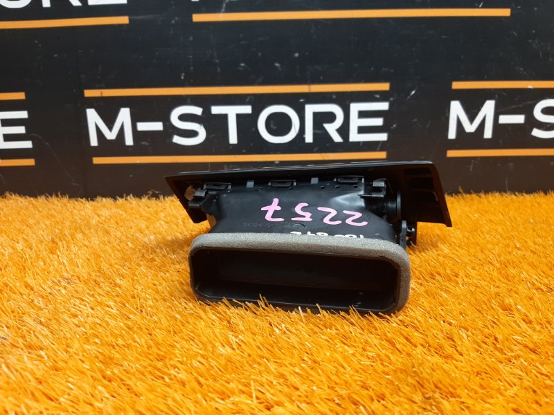 дефлектор воздушный, 200 рублей, Красноярск