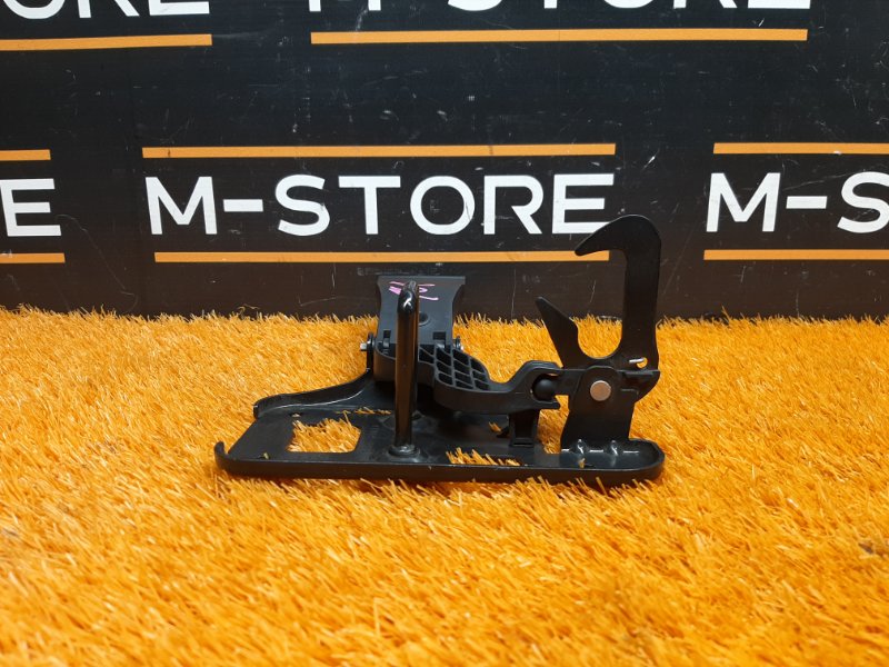 замок капота, 500 рублей, Красноярск