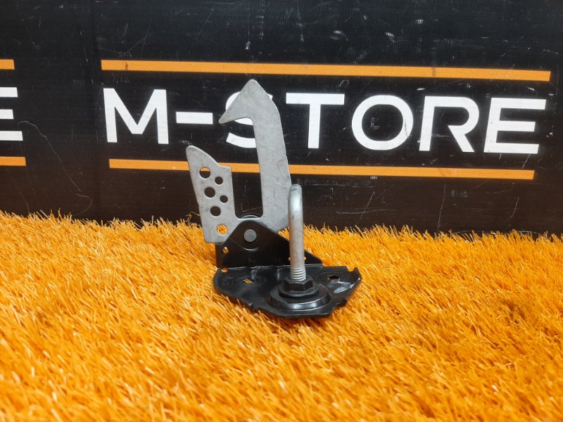 замок капота, 500 рублей, Красноярск