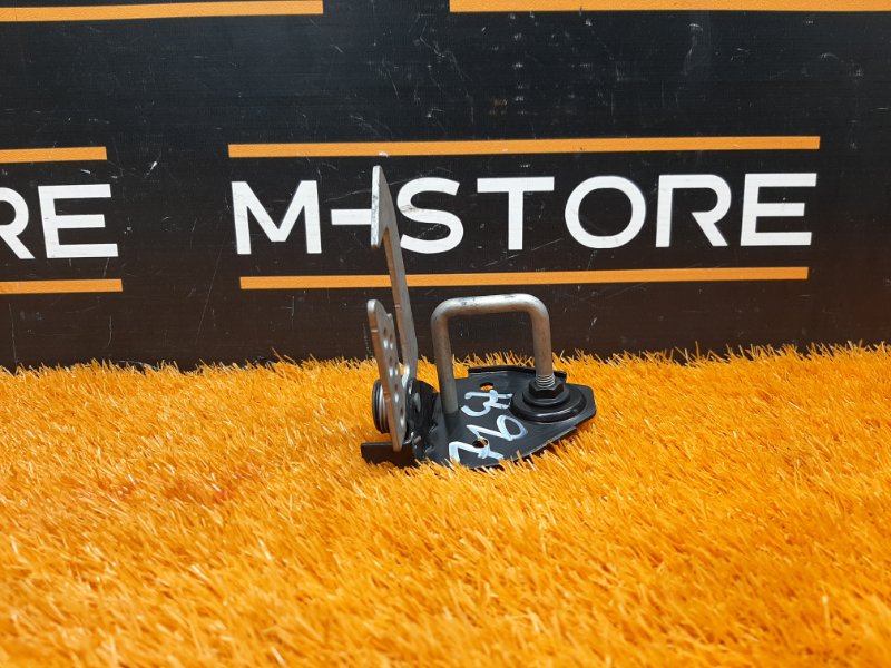 замок капота, 500 рублей, Красноярск