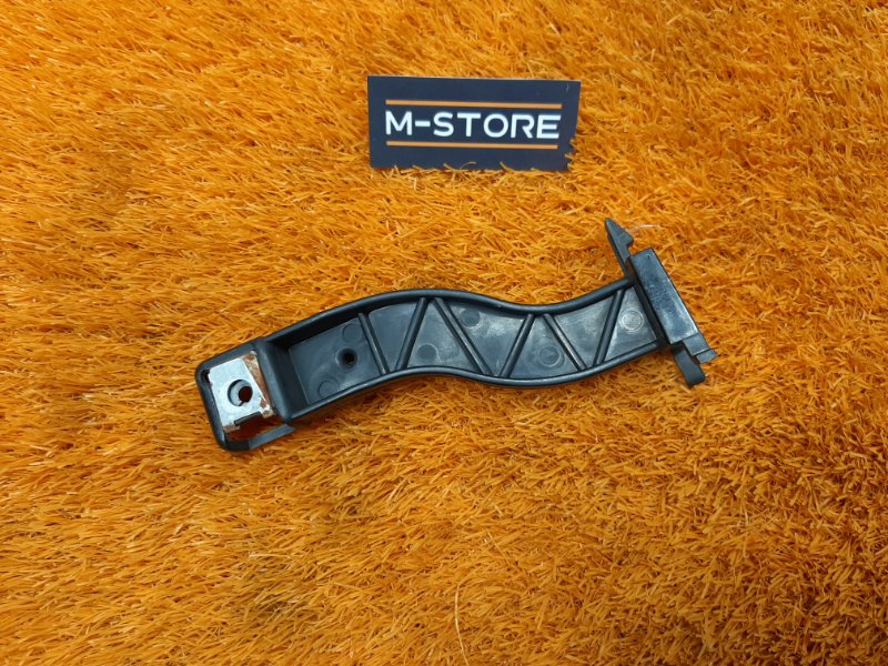 крепление бампера, 340 рублей, Красноярск