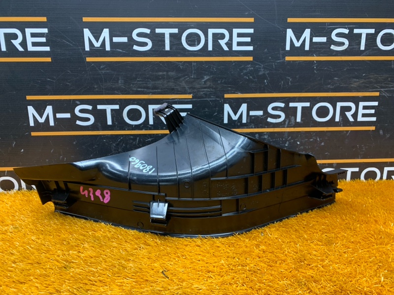 Накладка на порог салона, 350 рублей, Красноярск