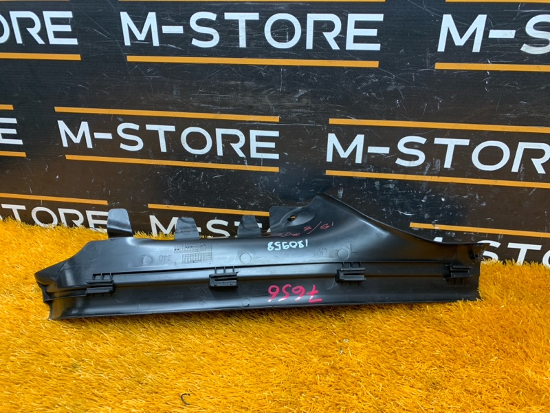 Накладка на порог салона, 540 рублей, Красноярск