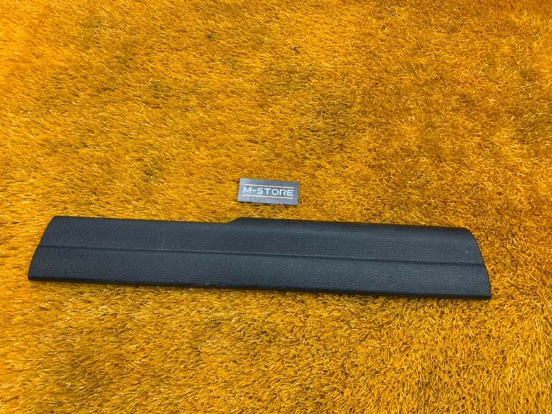 Накладка на порог салона, 350 рублей, Красноярск