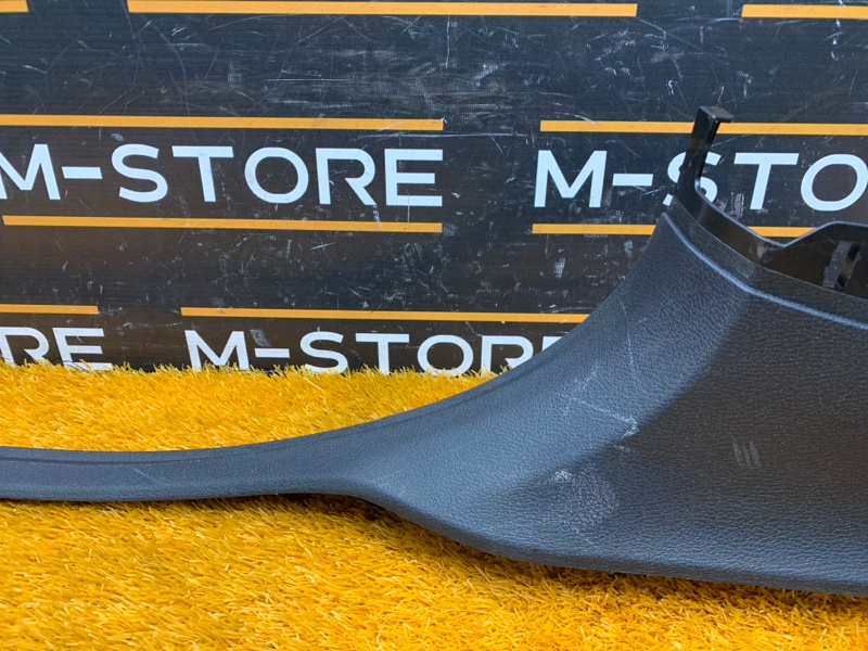 Накладка на порог салона, 200 рублей, Красноярск