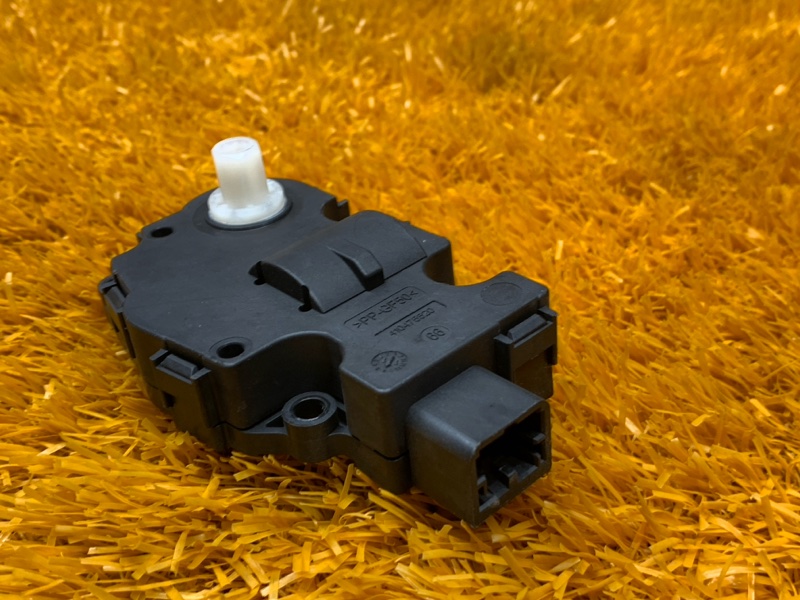 привод заслонки отопителя, 100 рублей, Красноярск