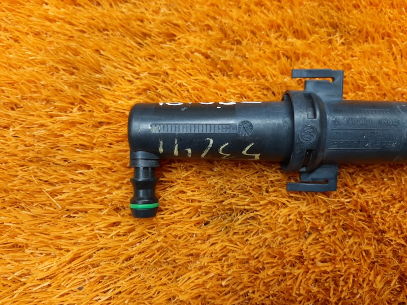 Форсунка омывателя фары, 500 рублей, Красноярск