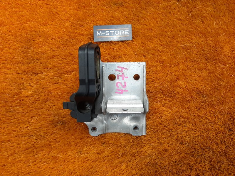 Кронштейн радиатора, 810 рублей, Красноярск